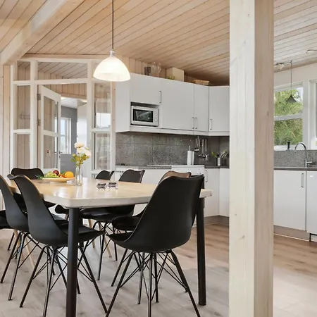 Holiday home Awesome In Glesborg With Wifi Bonnerup